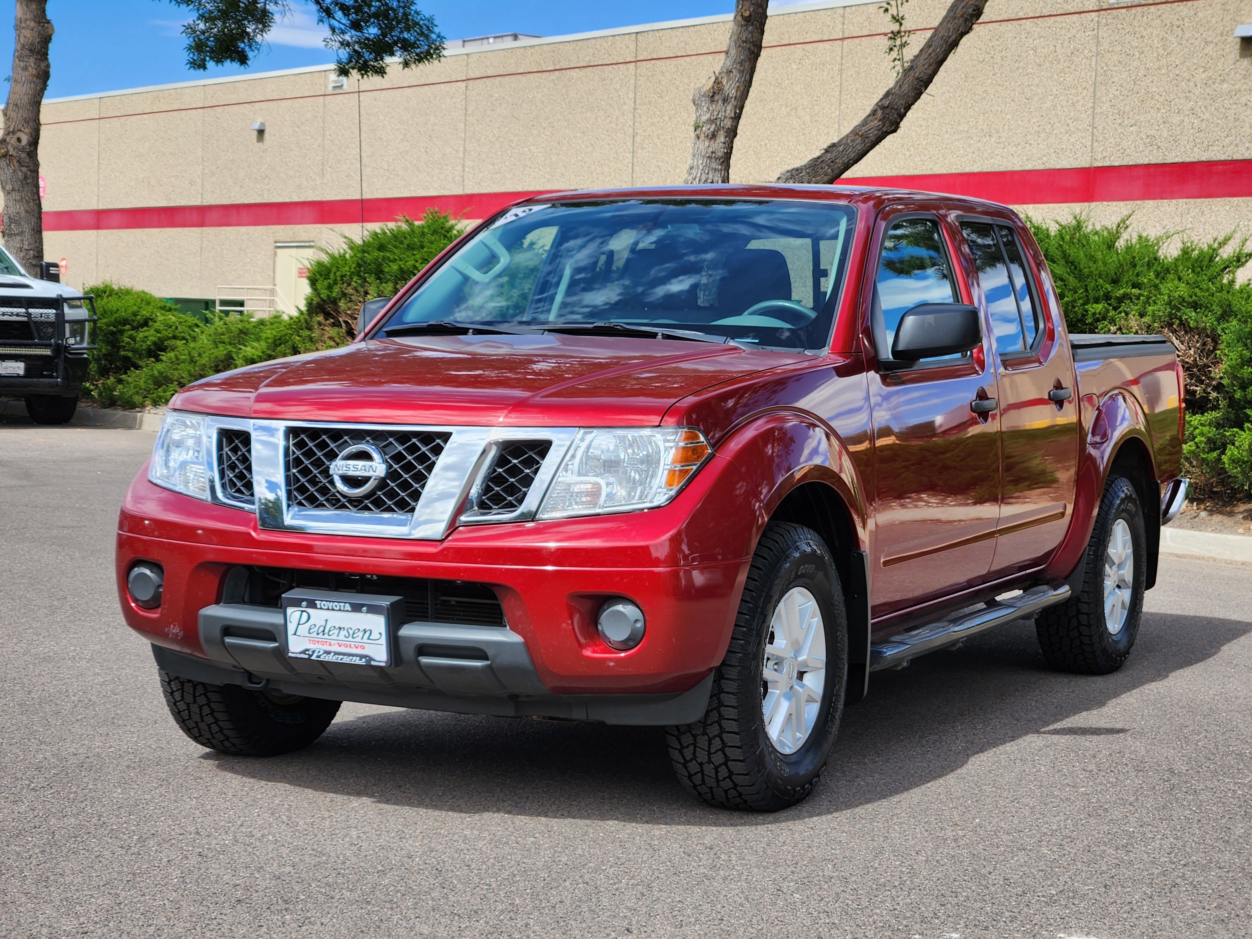 Used 2019 Nissan Frontier SV AWD/4WD image 3