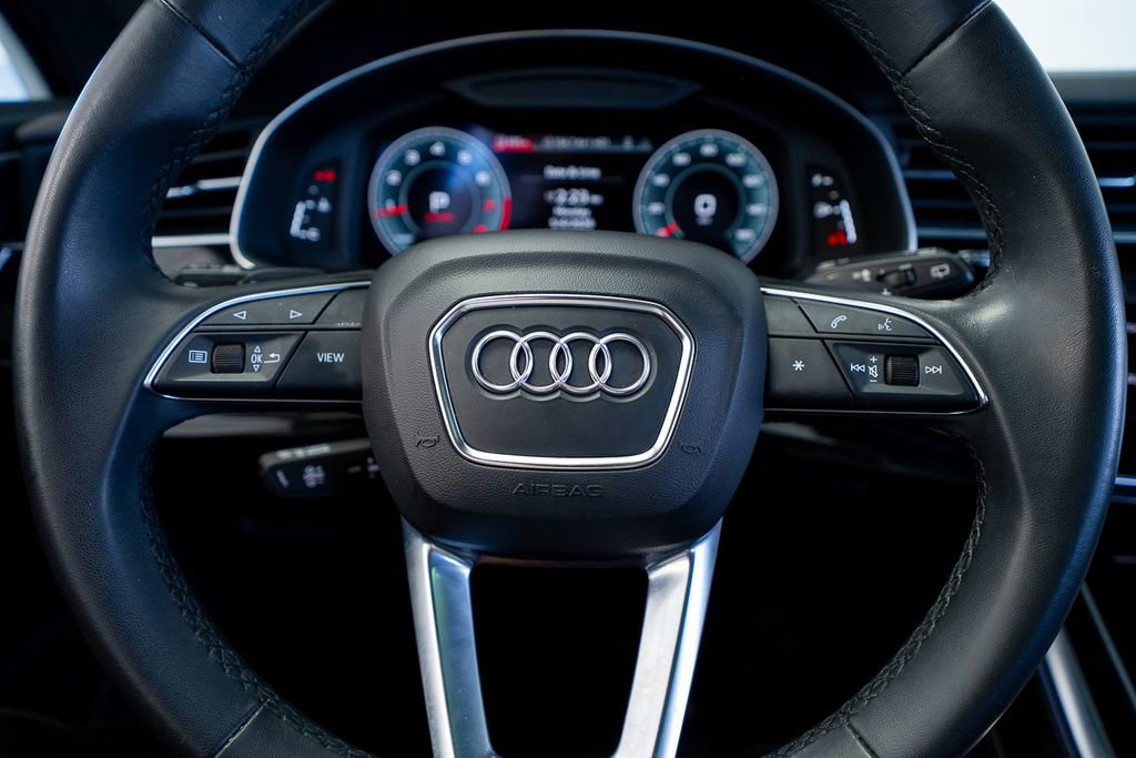 Used 2023 Audi Q7 2.0T Premium AWD/4WD image 36