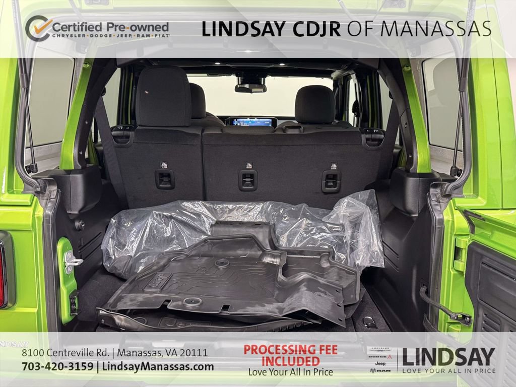 Used 2025 Jeep Wrangler Unlimited Sport AWD/4WD image 17