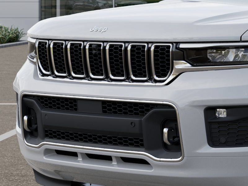 New 2025 Jeep Grand Cherokee L Overland w/ Advanced Protech Group III AWD/4WD image 12