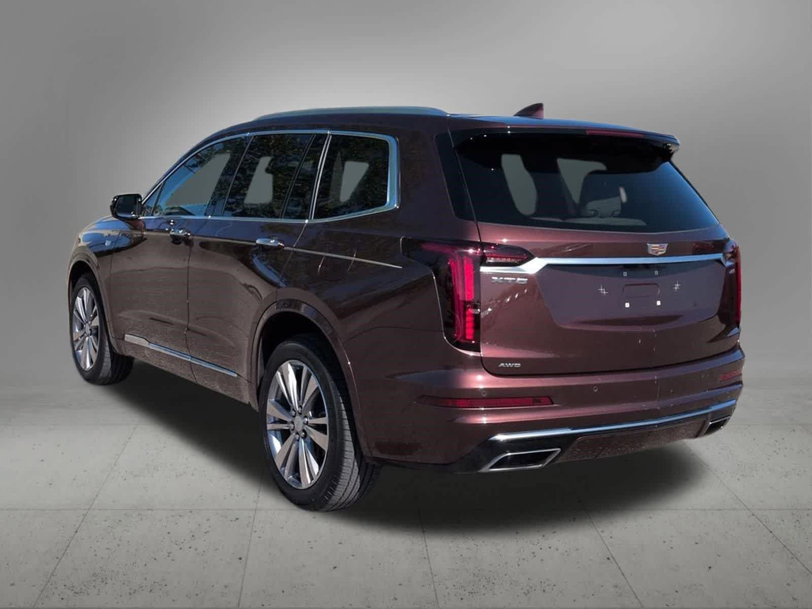Used 2023 Cadillac XT6 Premium Luxury AWD/4WD image 4