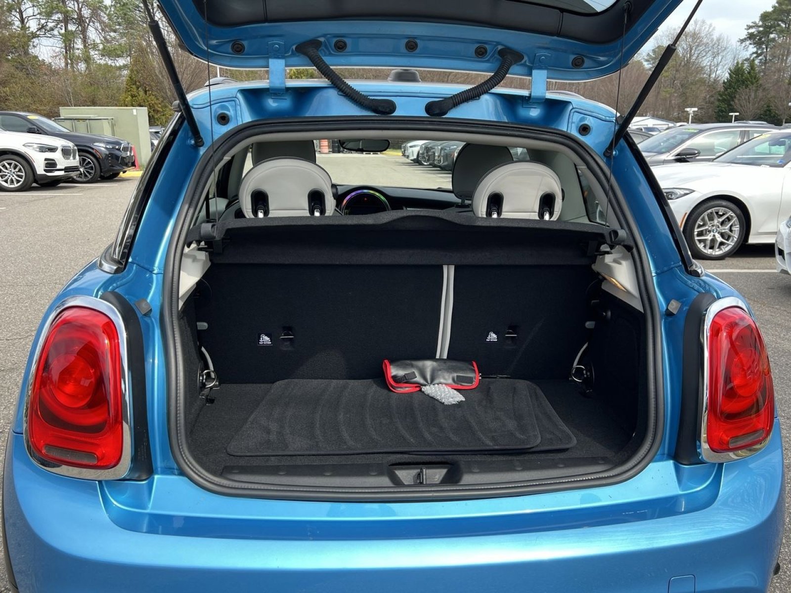 Used 2018 MINI Cooper S image 24