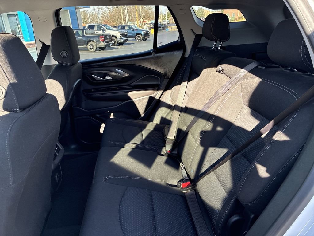 Used 2022 GMC Terrain SLE image 20