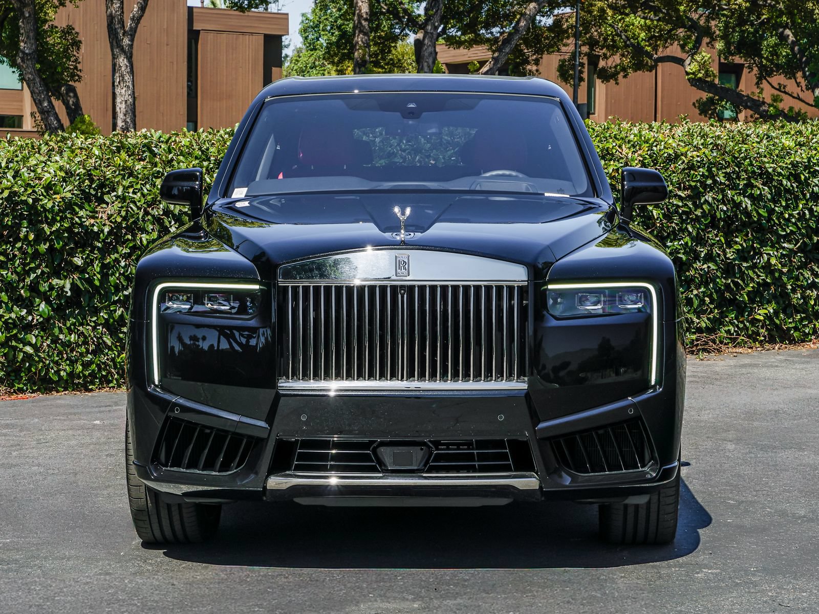 New 2026 Rolls-Royce Cullinan AWD/4WD image 10