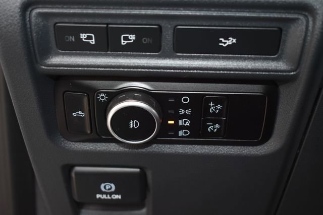 Used 2023 Ford F150 XLT w/ Equipment Group 302A High image 16