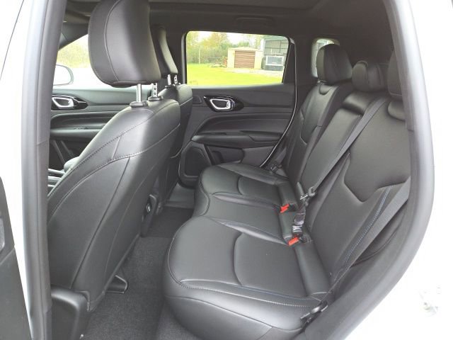 New 2026 Jeep Compass Limited w/ Sun, Sound & Navigation Group image 6
