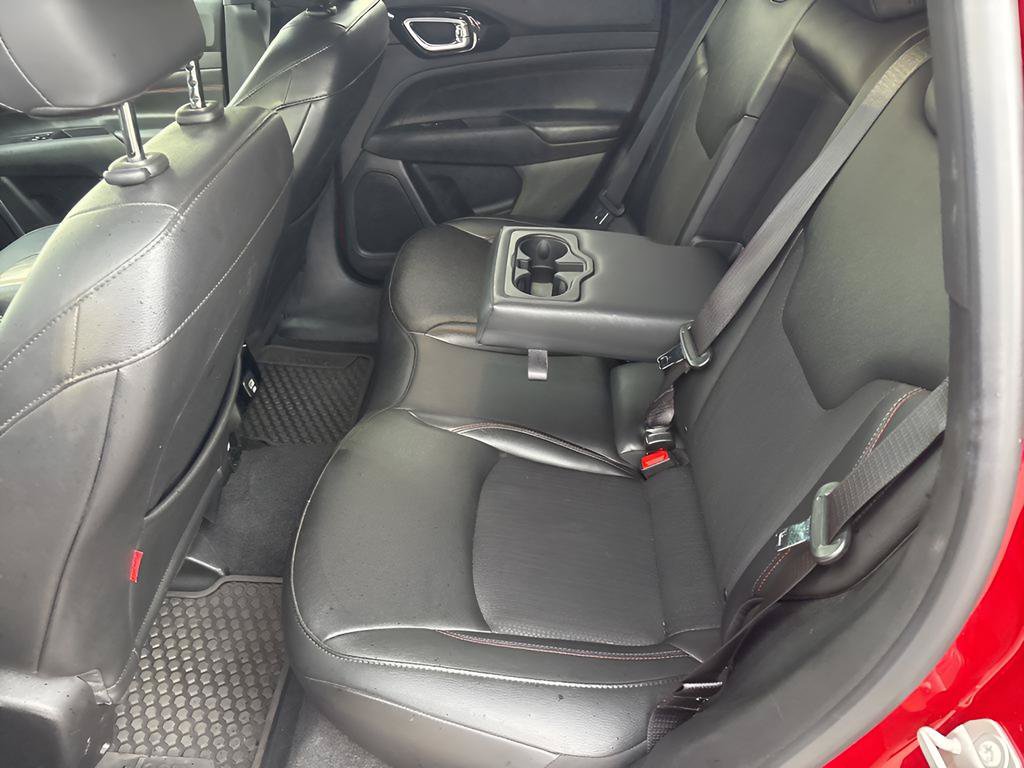Used 2025 Jeep Compass Trailhawk AWD/4WD image 29