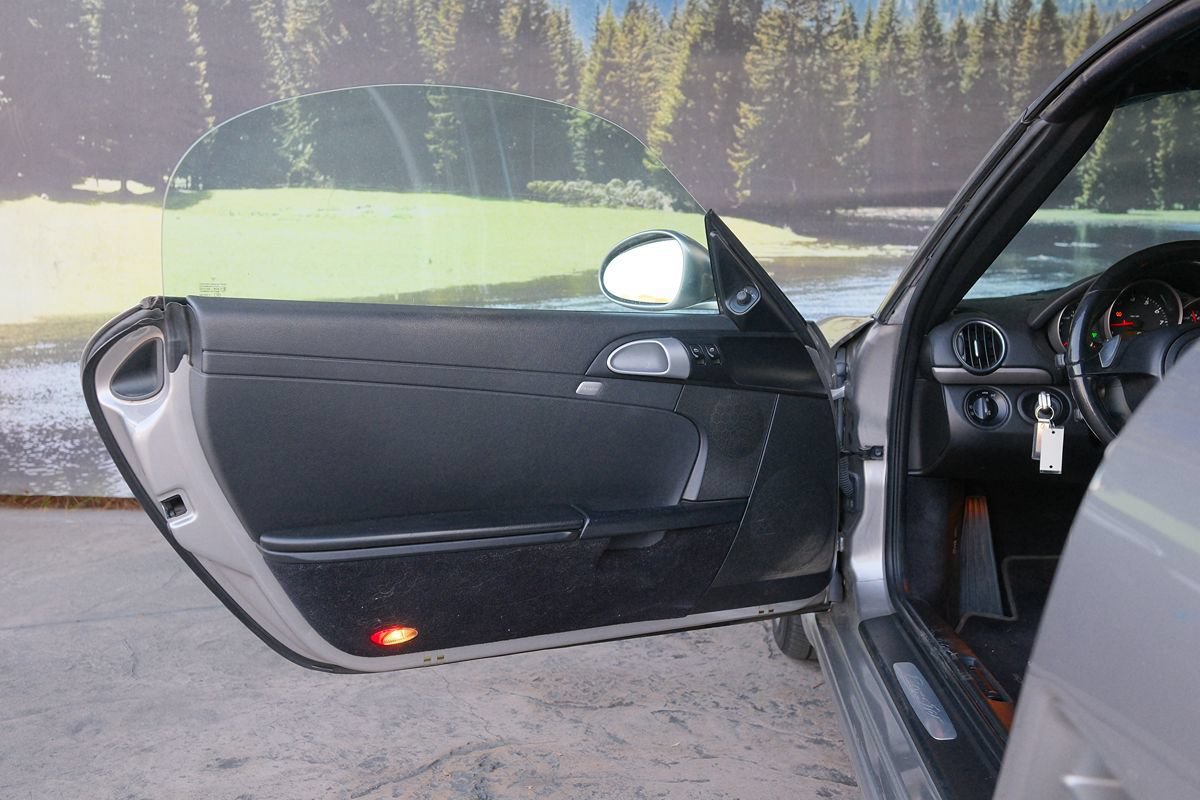 Used 2012 Porsche Boxster RWD image 8