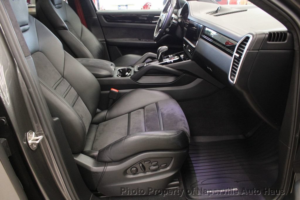 Used 2023 Porsche Cayenne GTS w/ Premium Package AWD/4WD image 41