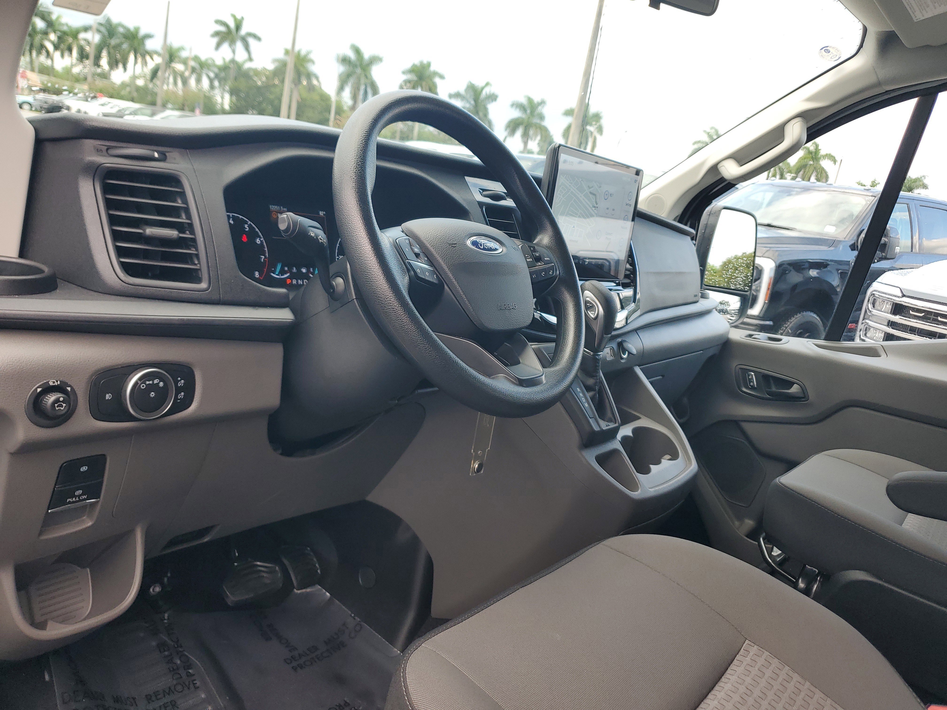 Used 2024 Ford Transit 350 XLT image 9