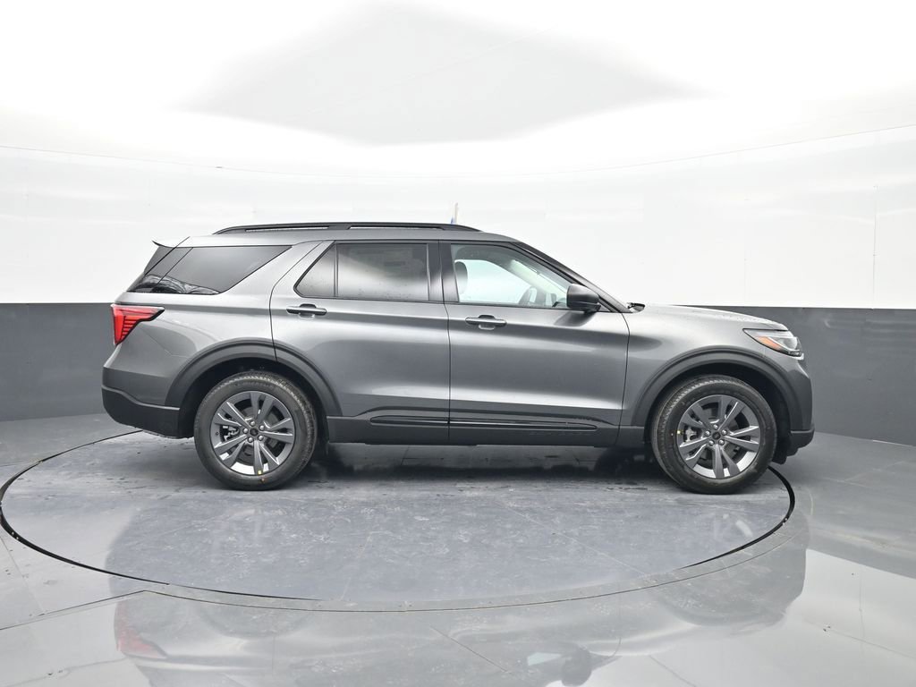 New 2026 Ford Explorer Active w/ Active Comfort Package AWD/4WD image 9