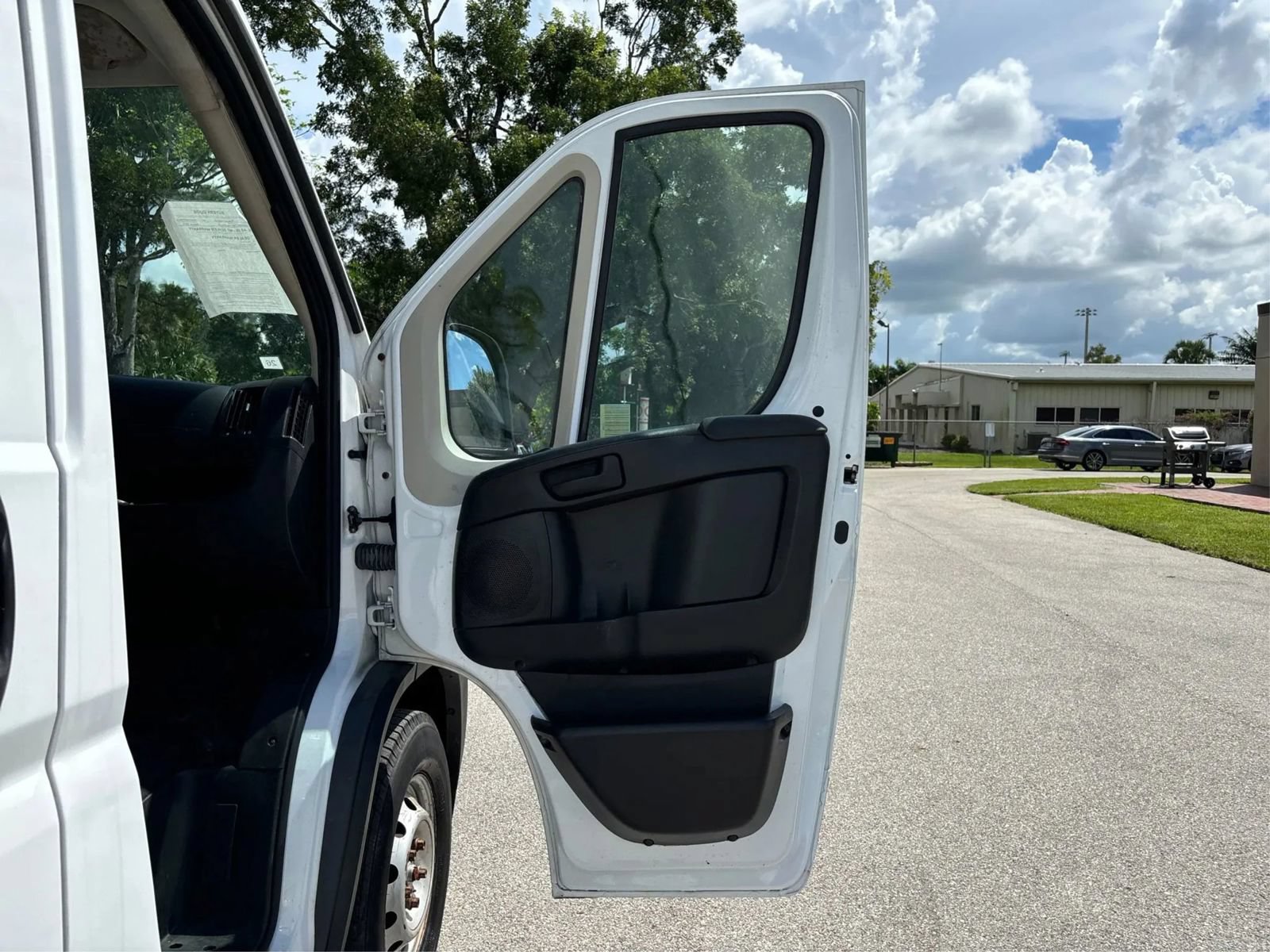 Used 2017 RAM ProMaster 1500 FWD image 21