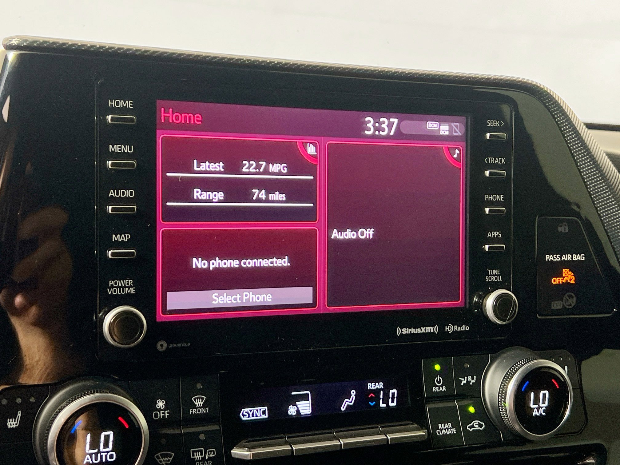 Used 2022 Toyota Highlander XSE FWD image 28
