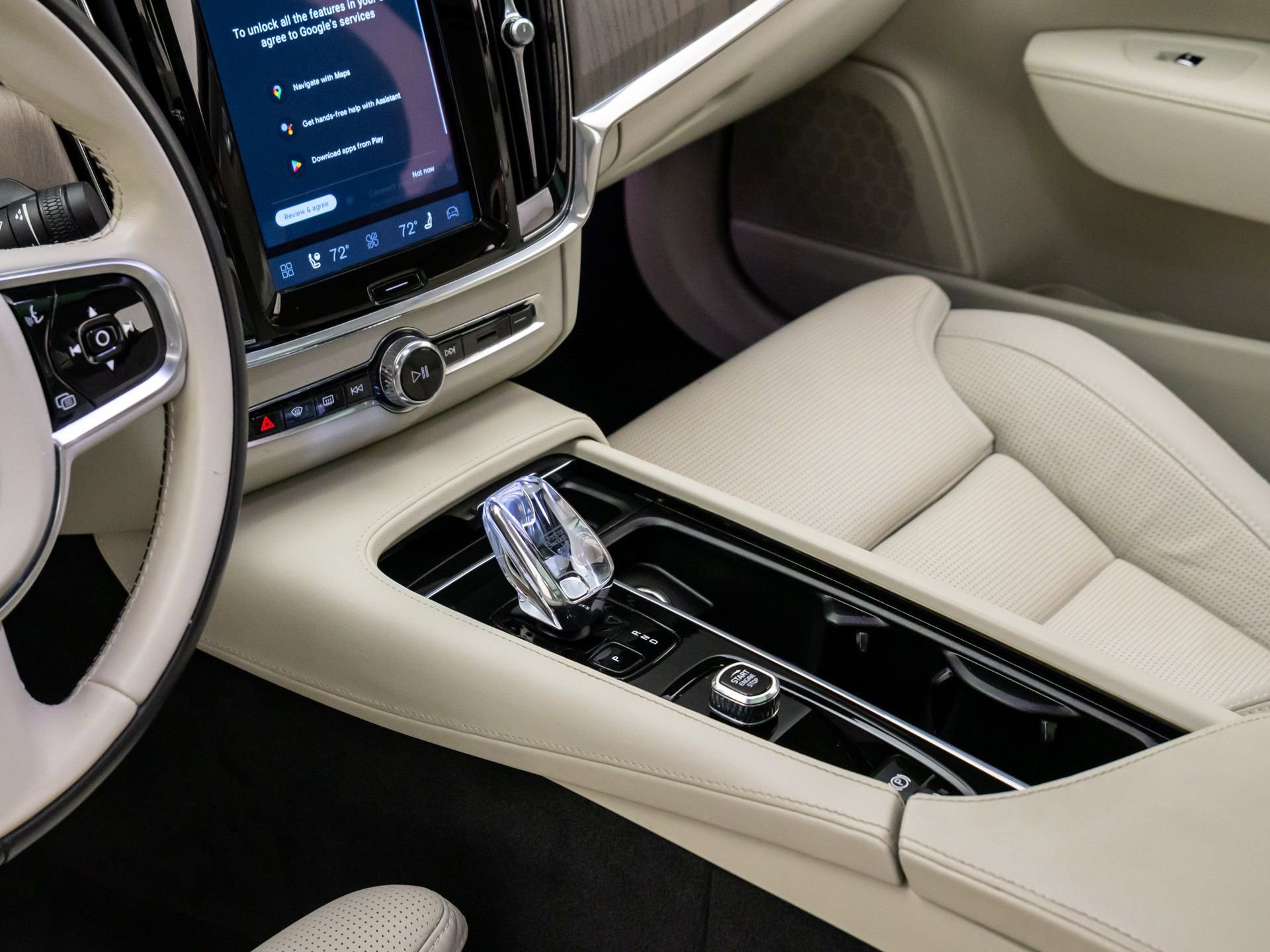 Used 2023 Volvo S90 B6 Ultimate image 13