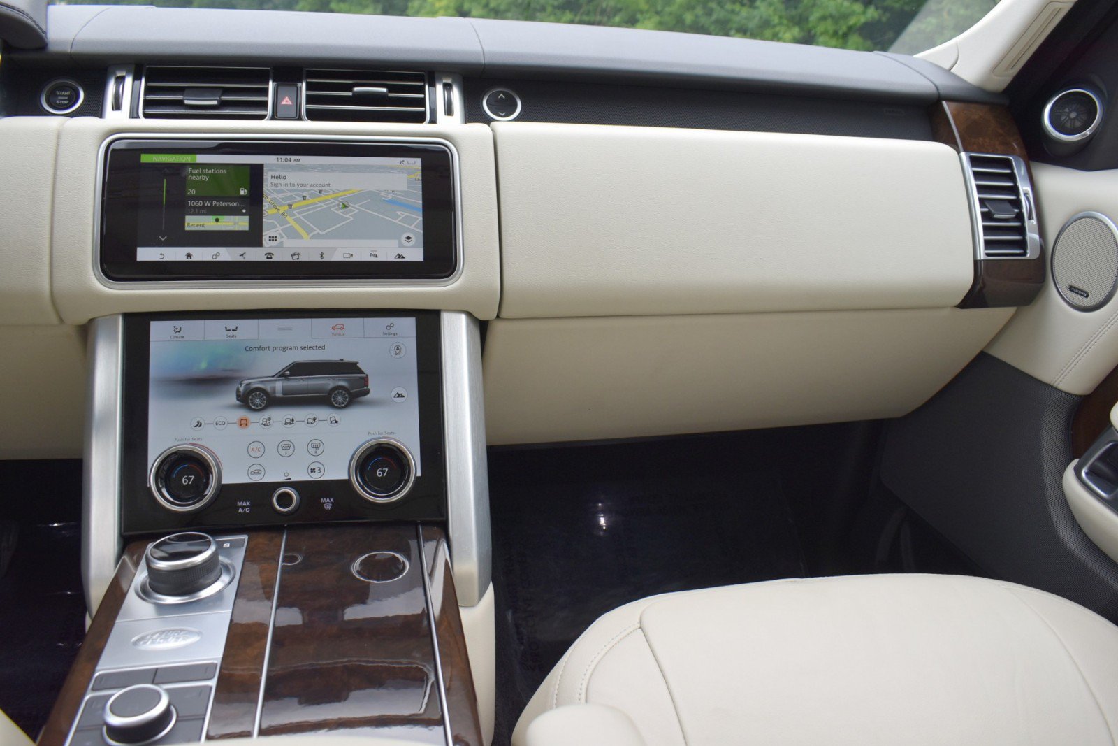 Used 2021 Land Rover Range Rover AWD/4WD image 10