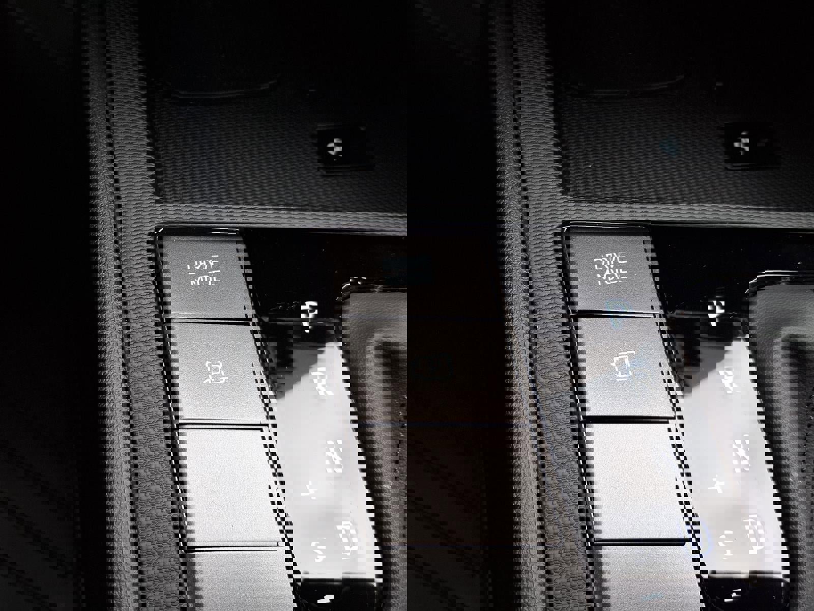 Certified 2025 Hyundai Elantra Sport image 21