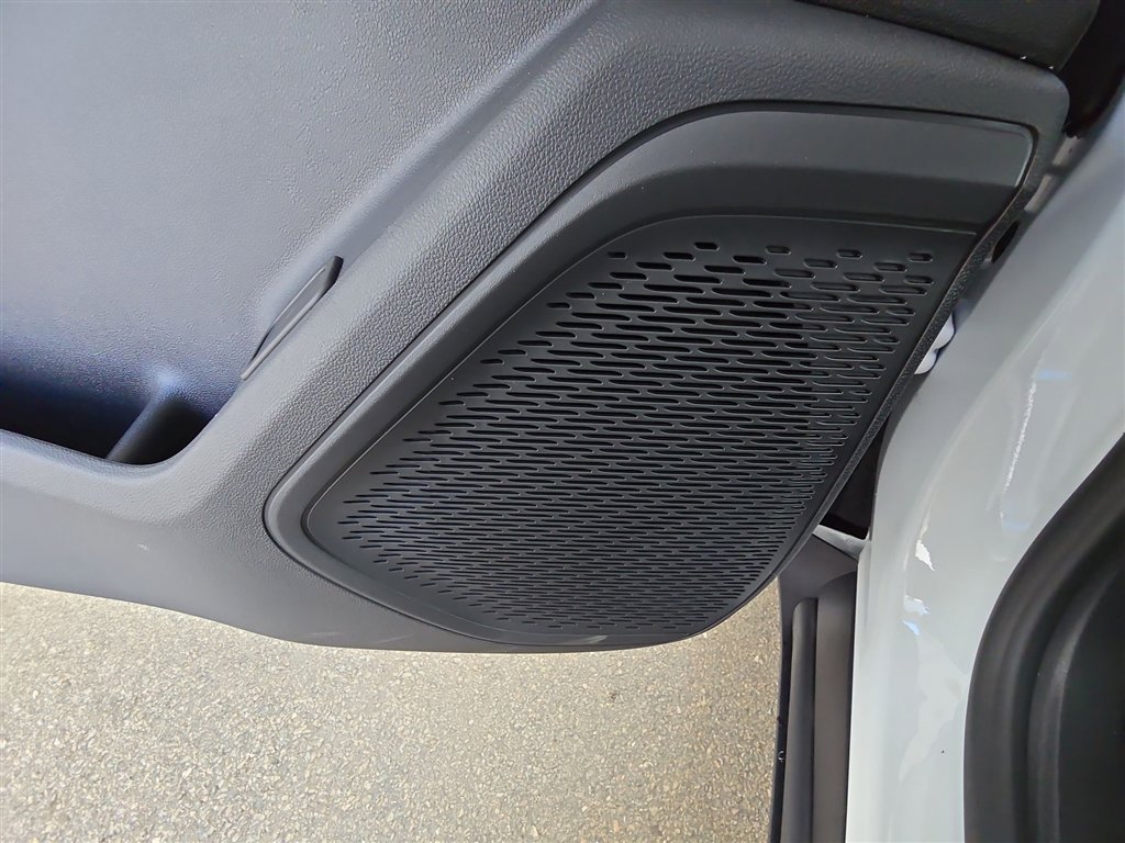 New 2026 Chevrolet Traverse LT w/ Midnight/Sport Edition image 23