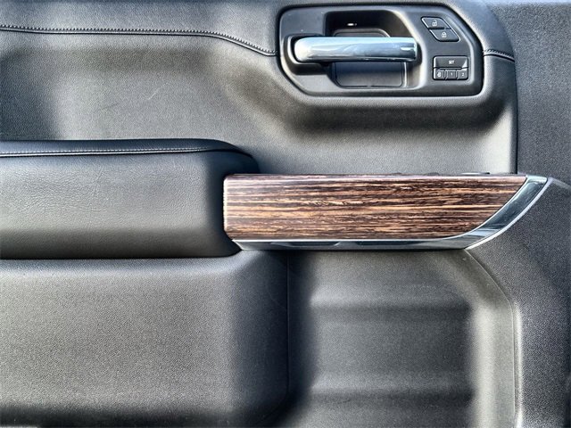 Used 2020 Chevrolet Silverado 1500 High Country w/ Trailer Camera Package image 13