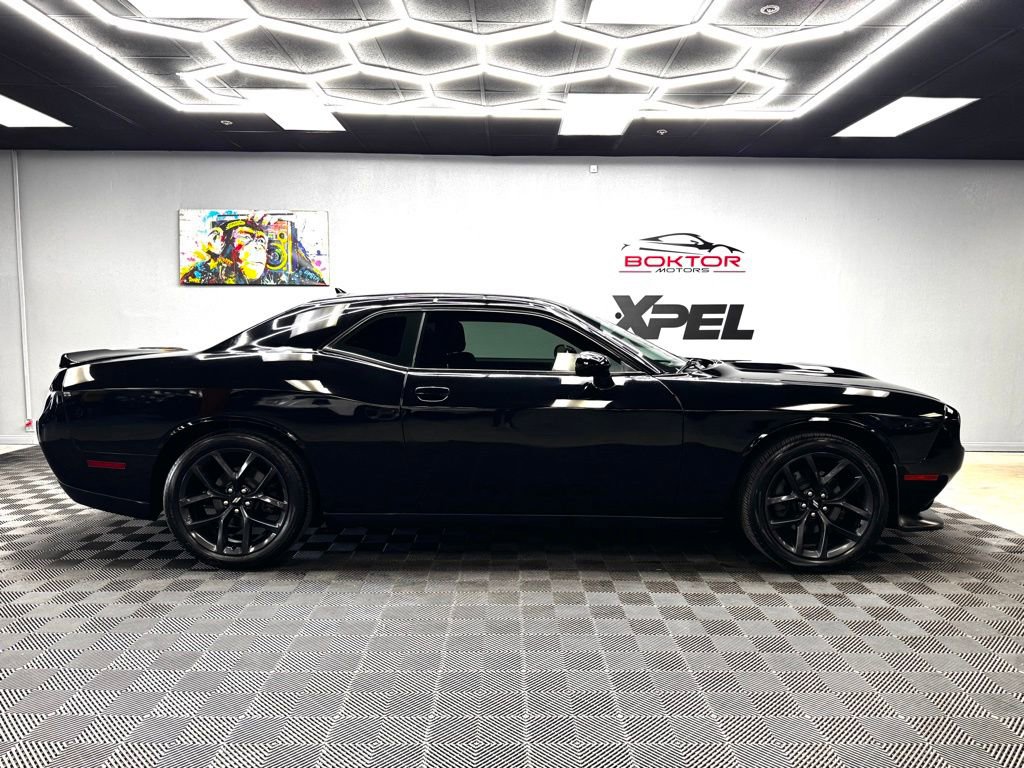 Used 2019 Dodge Challenger GT w/ Blacktop Package RWD image 17