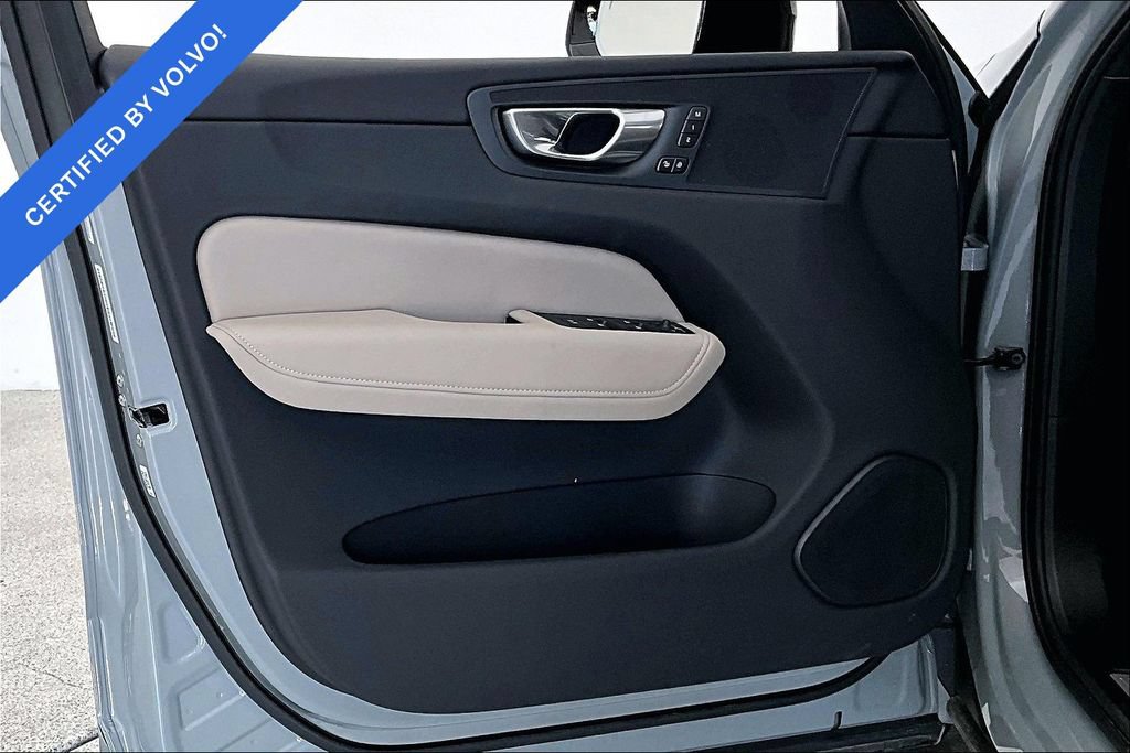 Certified 2026 Volvo XC60 B5 Plus AWD/4WD image 22