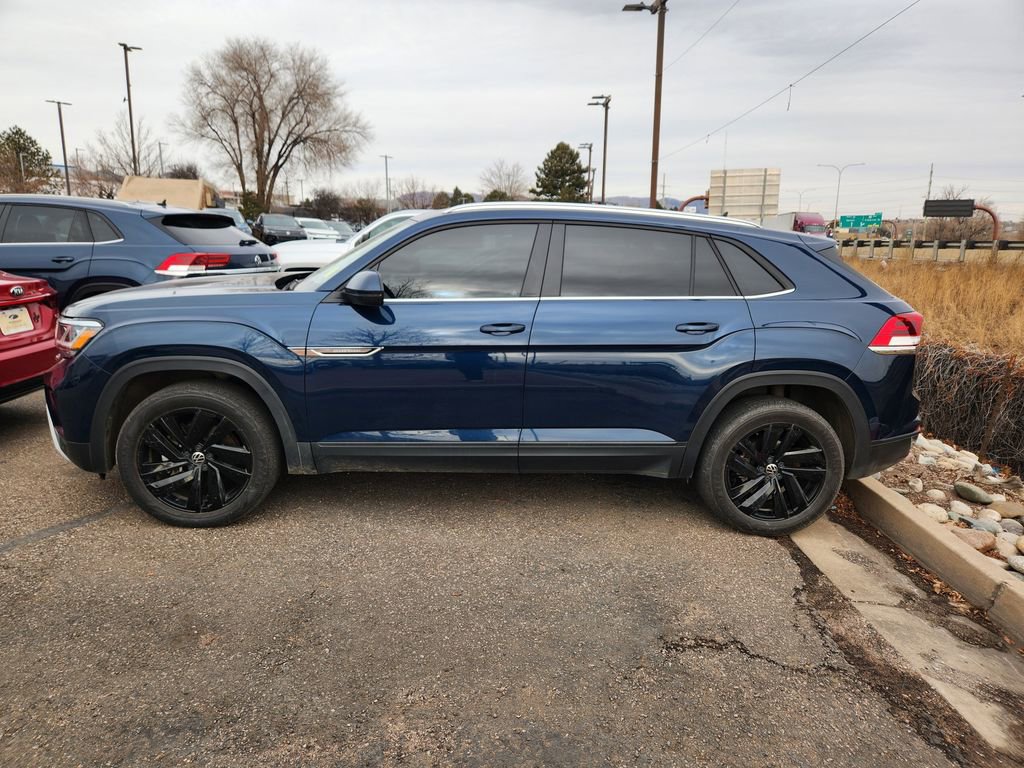 Used 2023 Volkswagen Atlas Cross Sport SE image 4