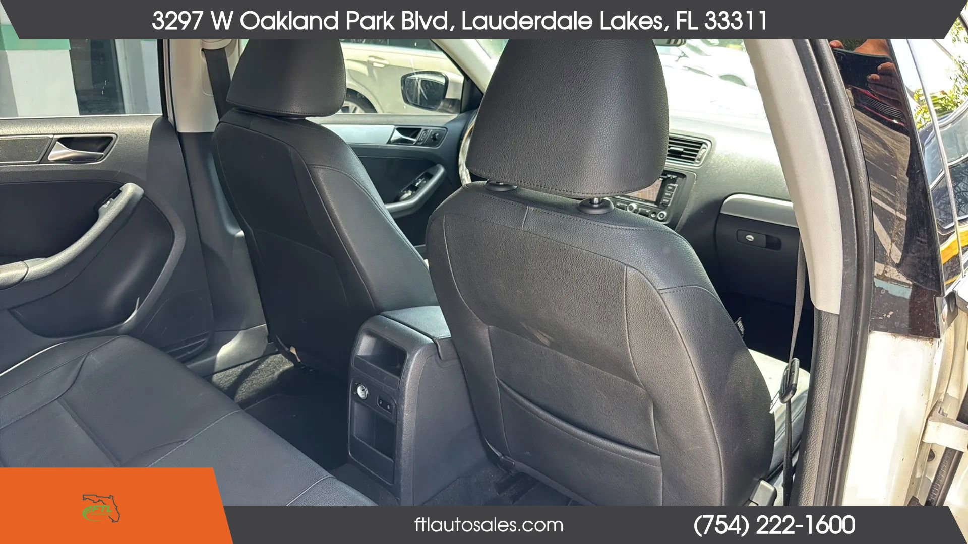 Used 2011 Volkswagen Jetta SEL image 38