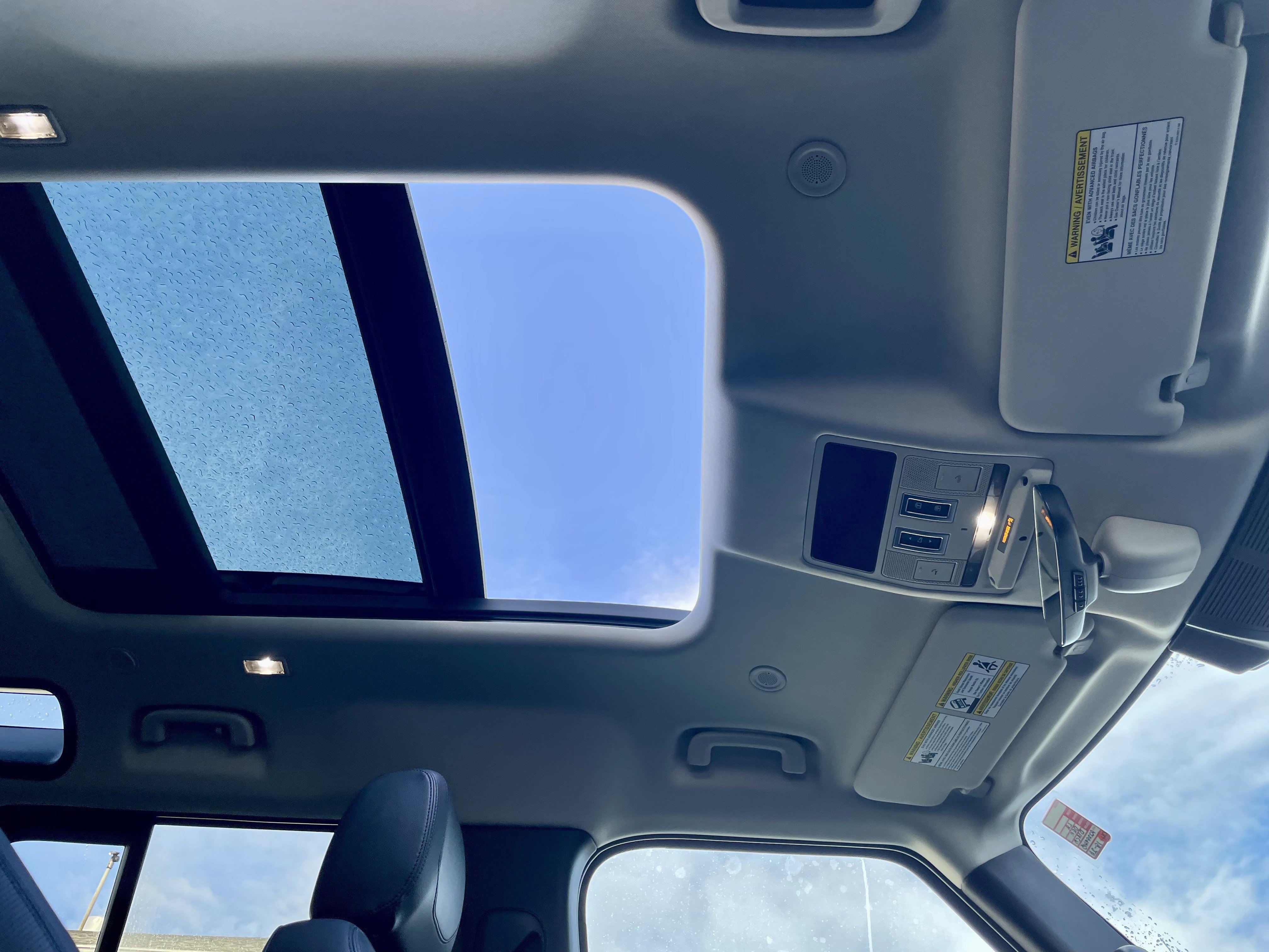 Used 2024 Land Rover Defender 110 S image 17