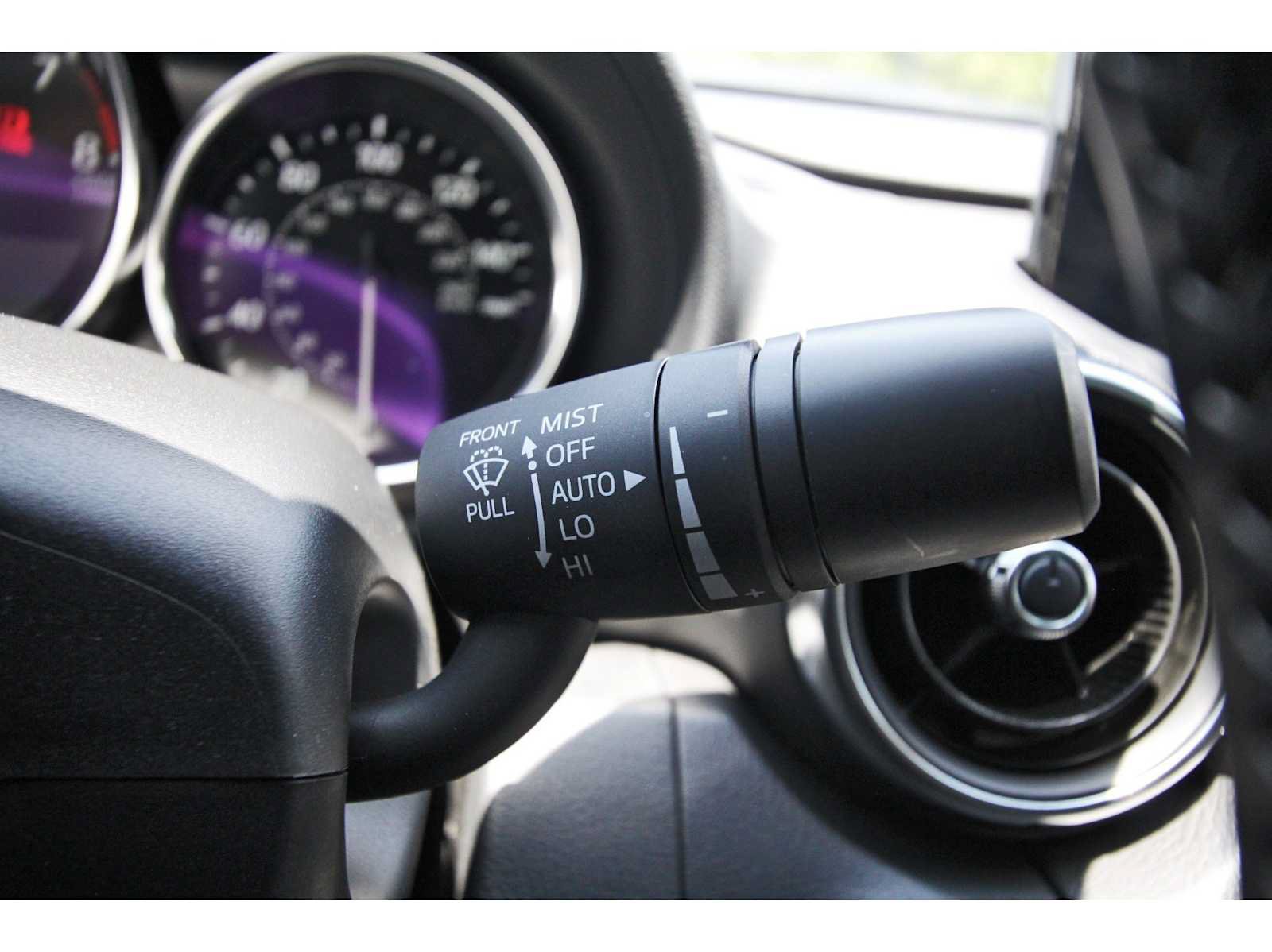Used 2024 MAZDA MX-5 Miata RF Grand Touring RWD image 12