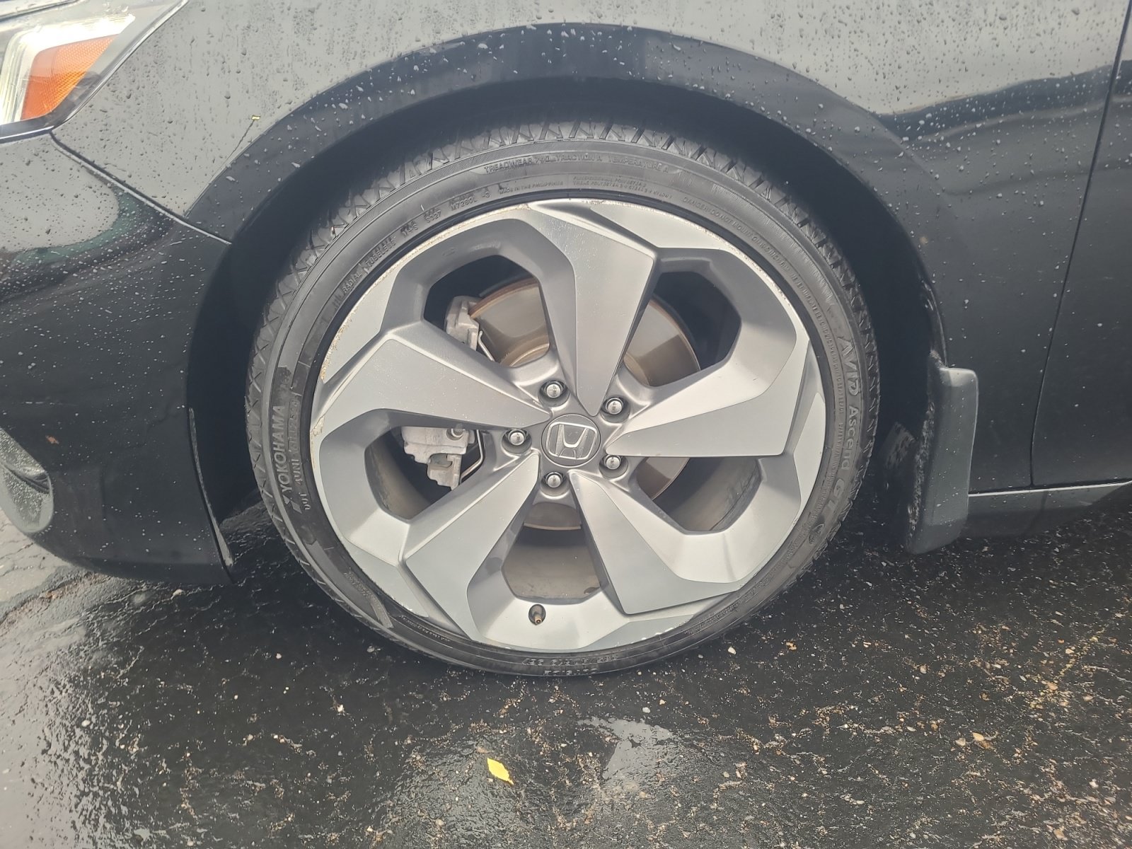 Used 2019 Honda Accord Touring image 26