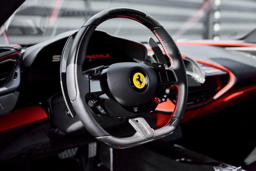 Used 2021 Ferrari SF90 Stradale image 39
