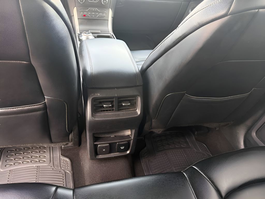 Used 2019 Ford Edge SEL w/ Equipment Group 201A image 33