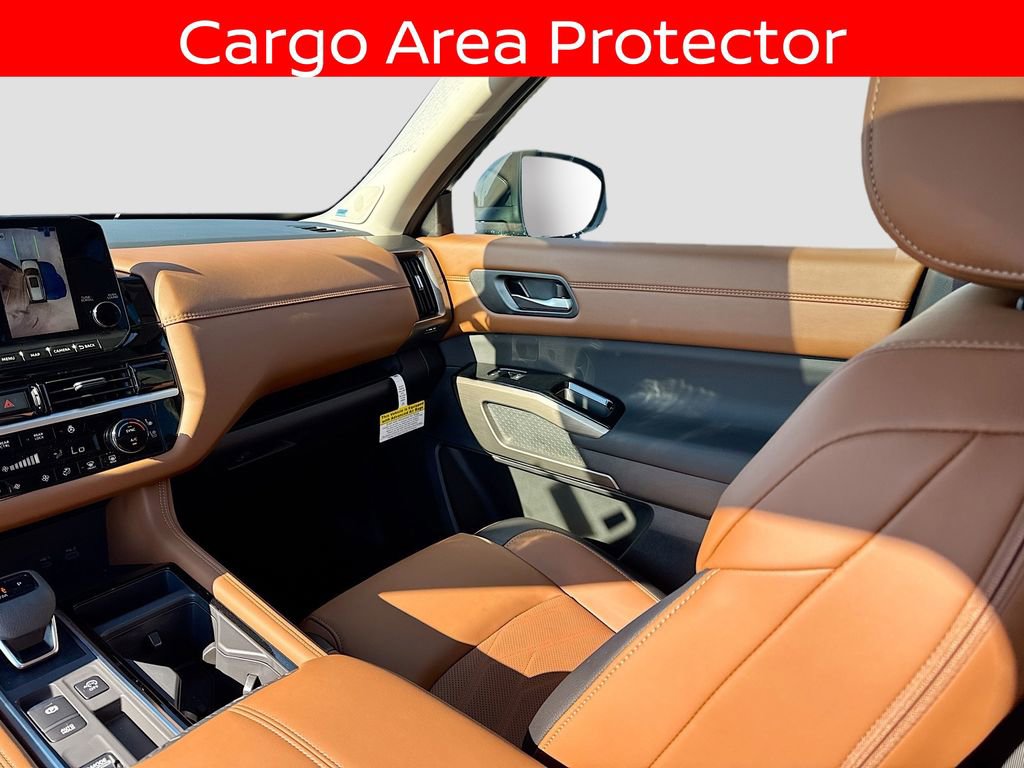 Used 2025 Nissan Pathfinder Platinum w/ Cargo Package image 23