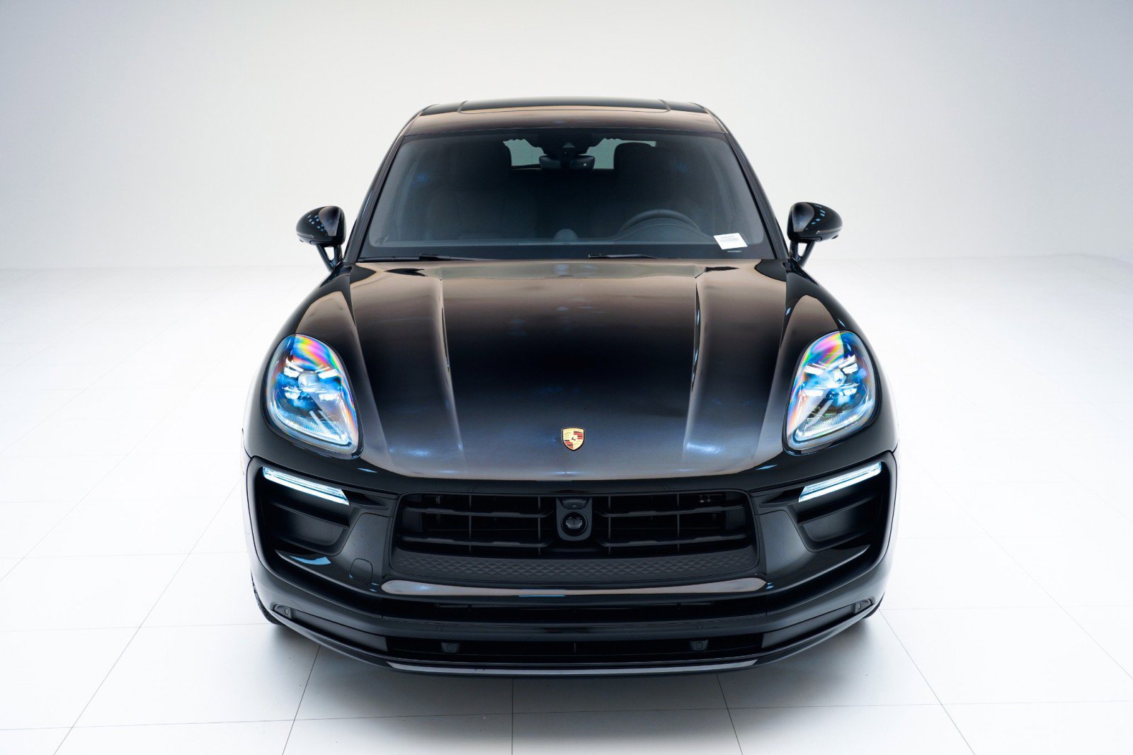 New 2026 Porsche Macan Turbo image 6