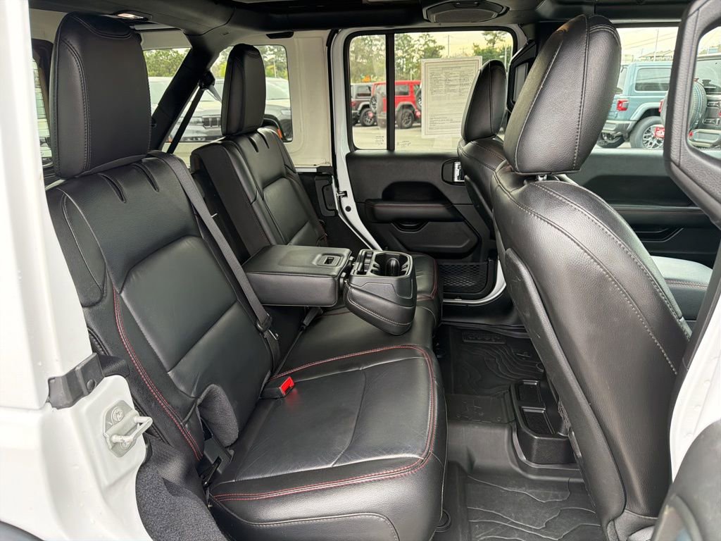 Used 2020 Jeep Wrangler Unlimited Rubicon AWD/4WD image 25