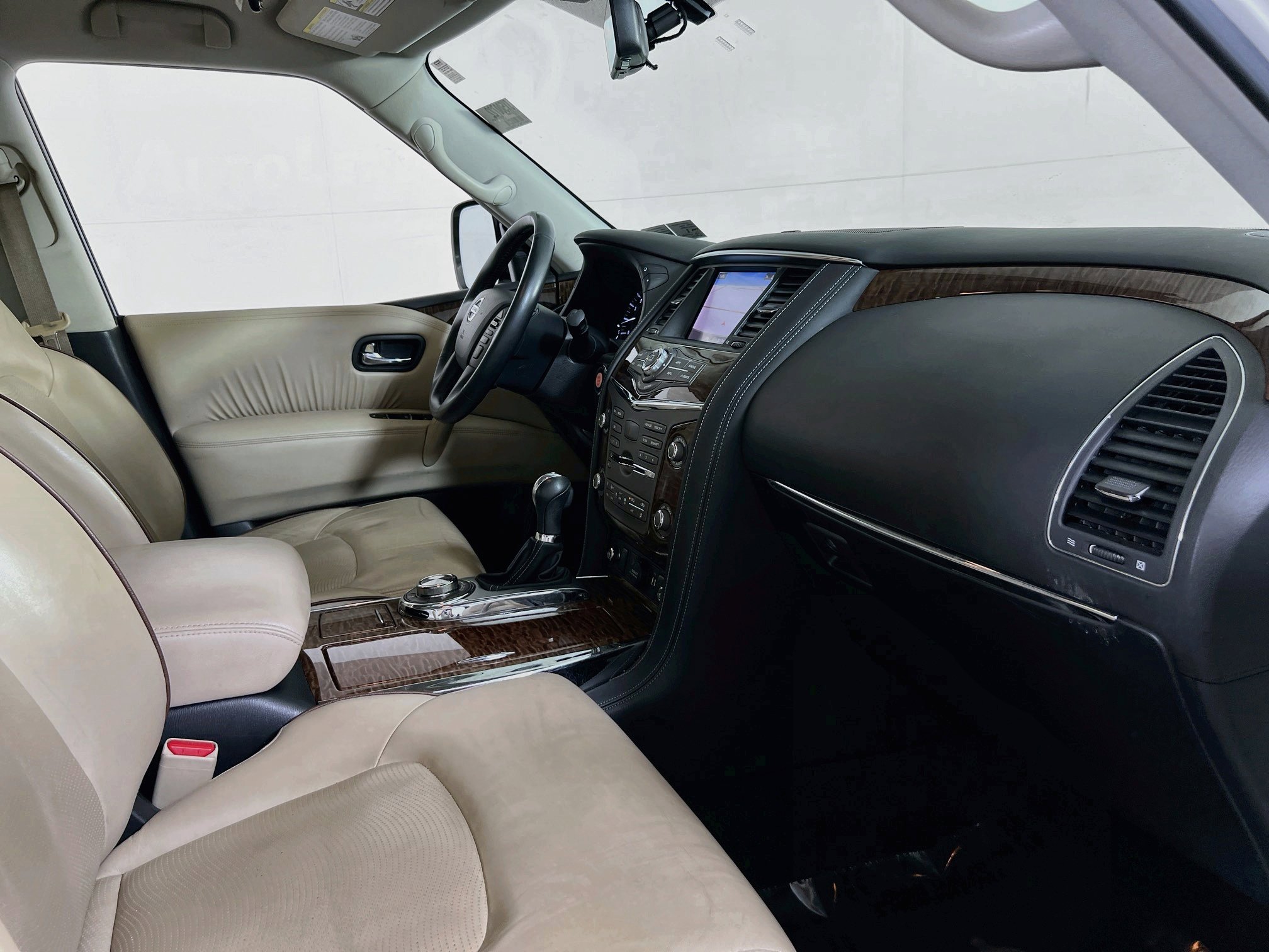 Used 2018 Nissan Armada Platinum w/ Cargo Package AWD/4WD image 31