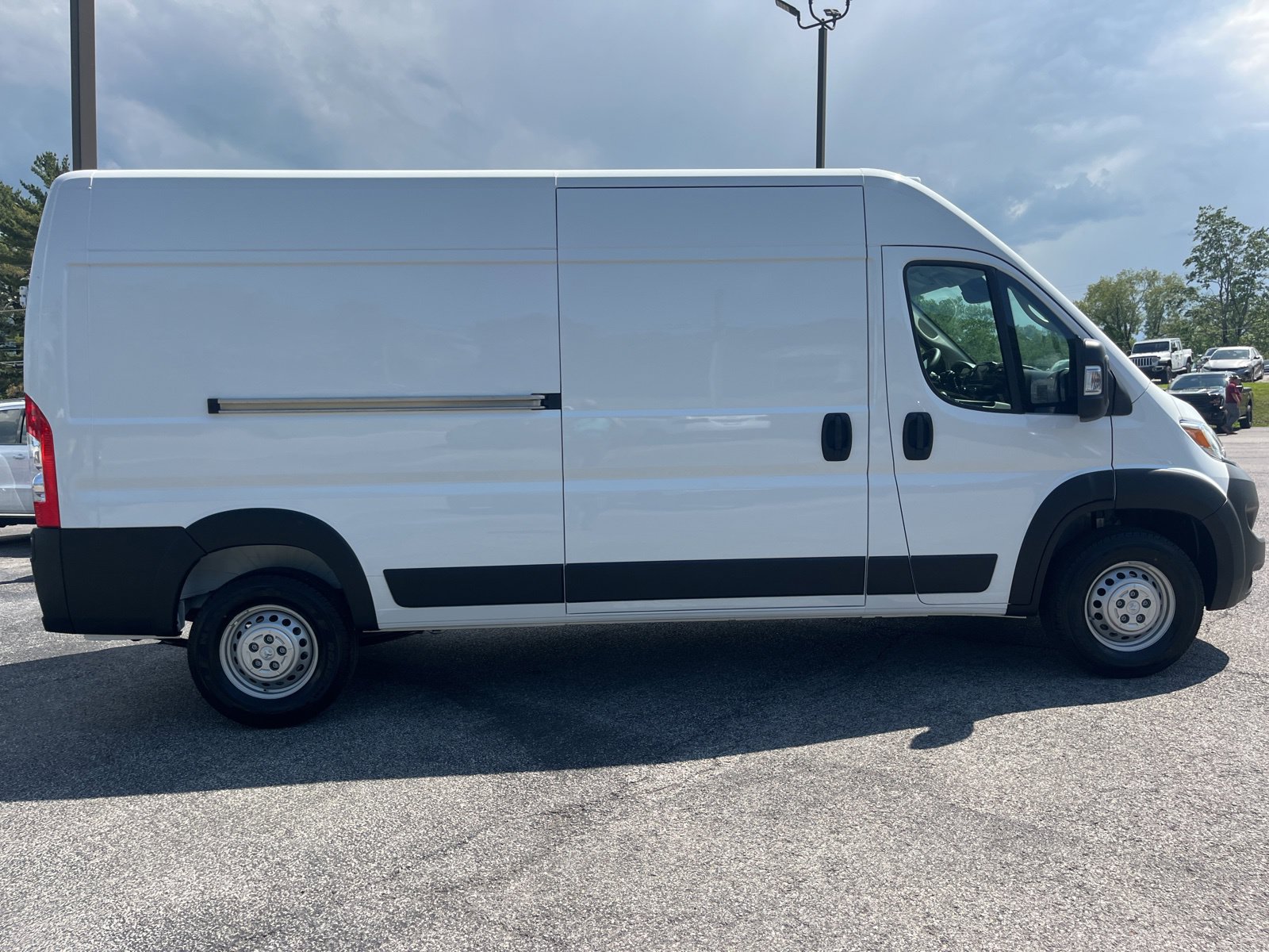 New 2026 RAM ProMaster 2500 w/ Convenience Group FWD image 9