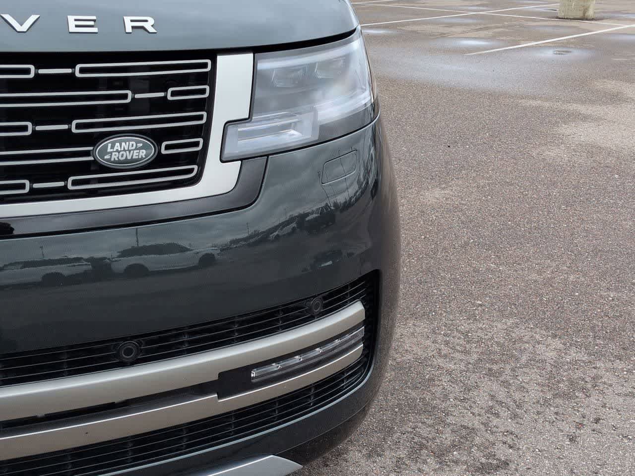 Used 2024 Land Rover Range Rover SE image 10