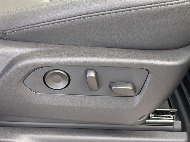 New 2026 Chevrolet Silverado 1500 LTZ w/ LTZ Premium Package image 38