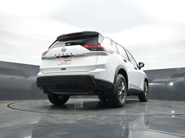 Certified 2025 Nissan Rogue S FWD image 30