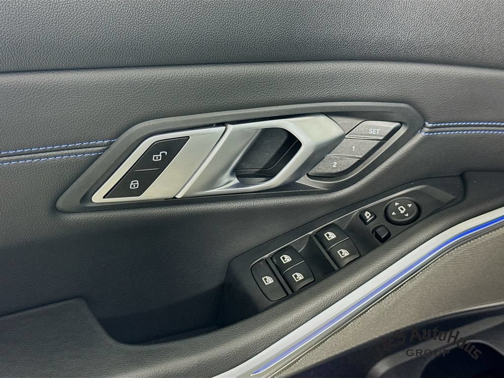 Used 2022 BMW M340i xDrive AWD/4WD image 23