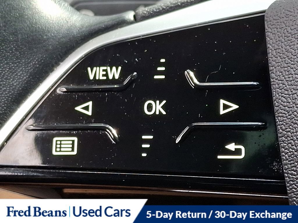 Used 2023 Audi Q4 e-tron Premium Plus w/ Premium Plus image 23