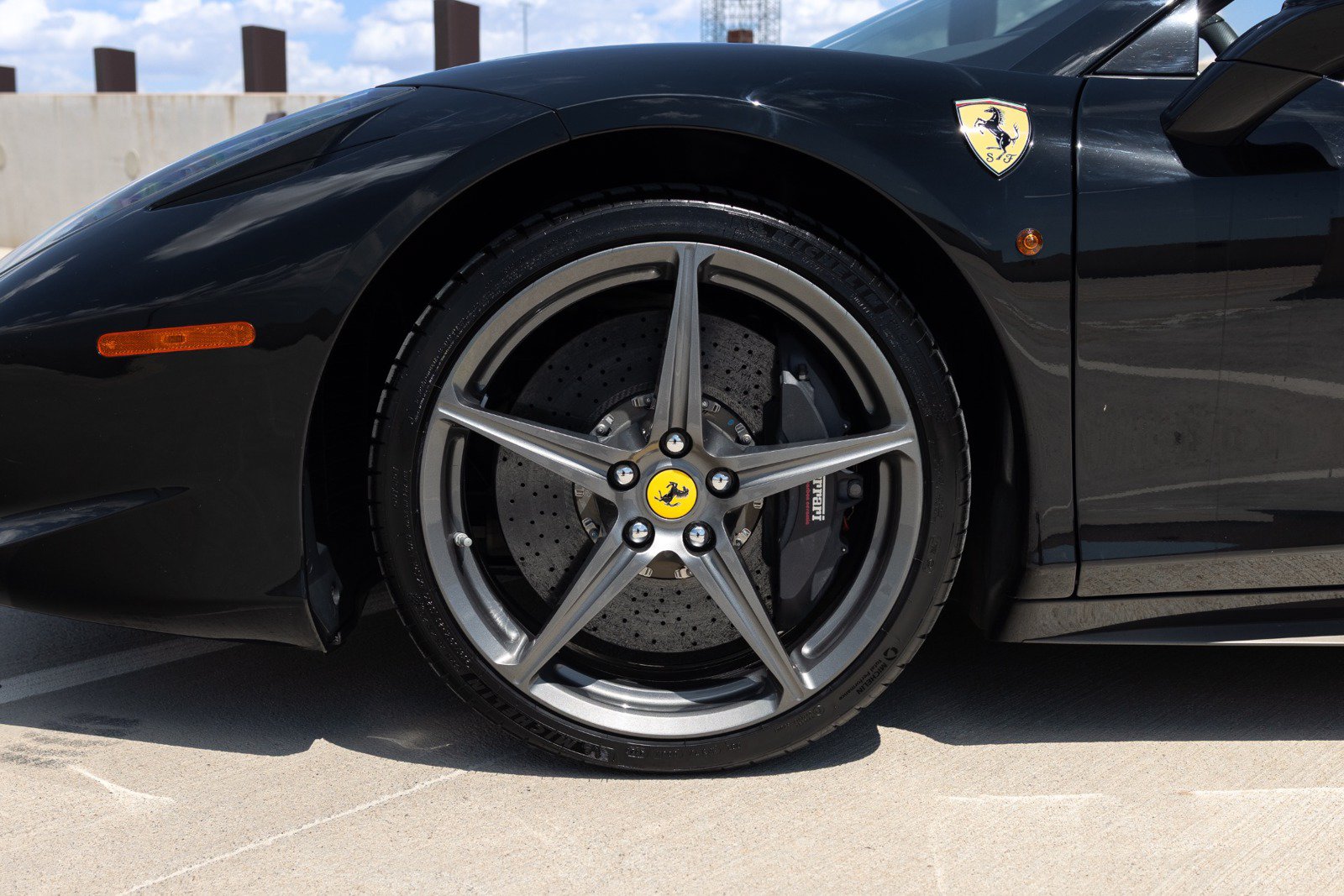 Used 2012 Ferrari 458 Spider RWD image 18