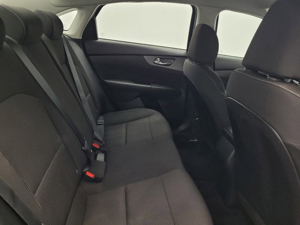 Used 2019 Kia Forte LXS image 19