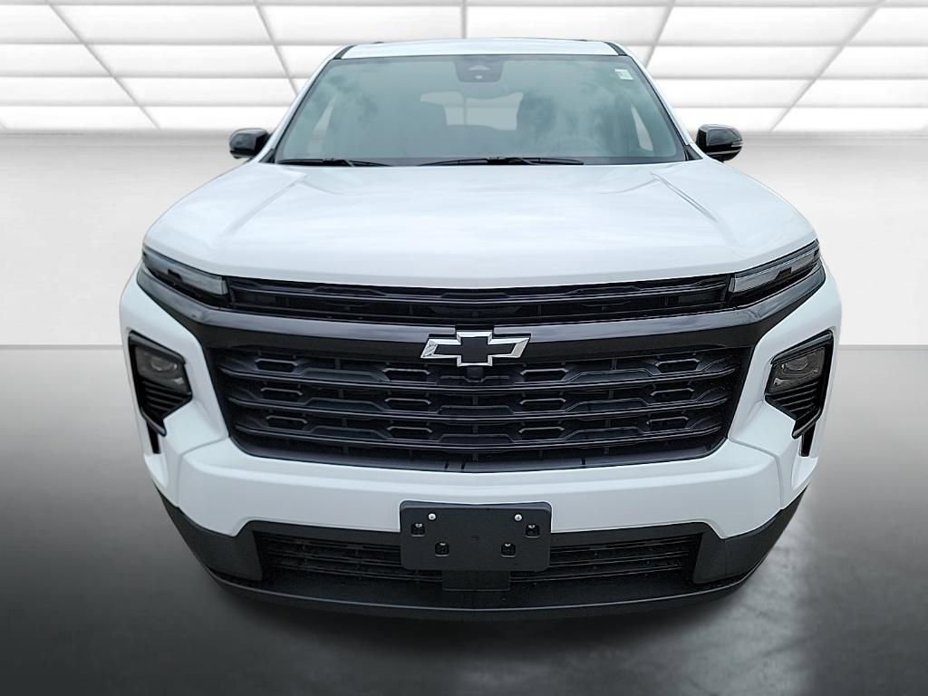 New 2026 Chevrolet Traverse LT w/ Midnight/Sport Edition AWD/4WD image 2