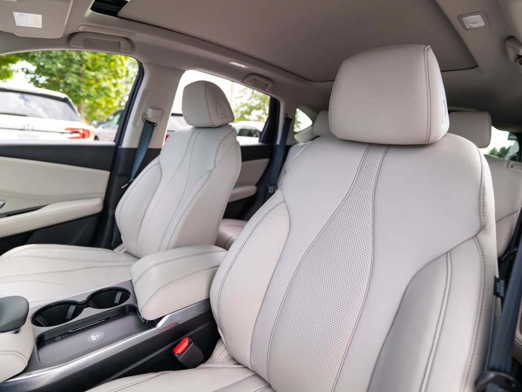 Certified 2026 Acura RDX w/ Technology Package AWD/4WD image 8