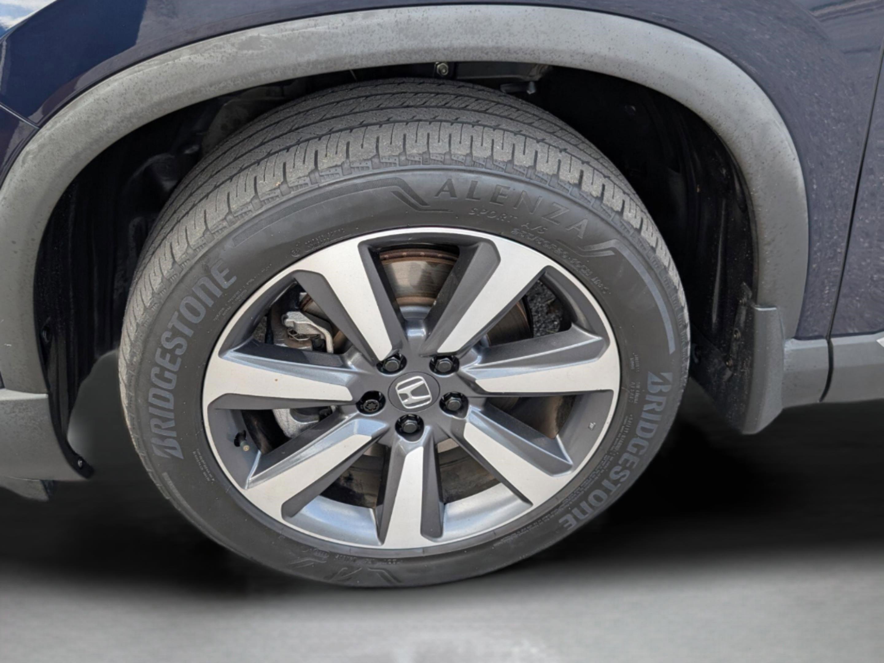 Used 2023 Honda Pilot Touring image 13