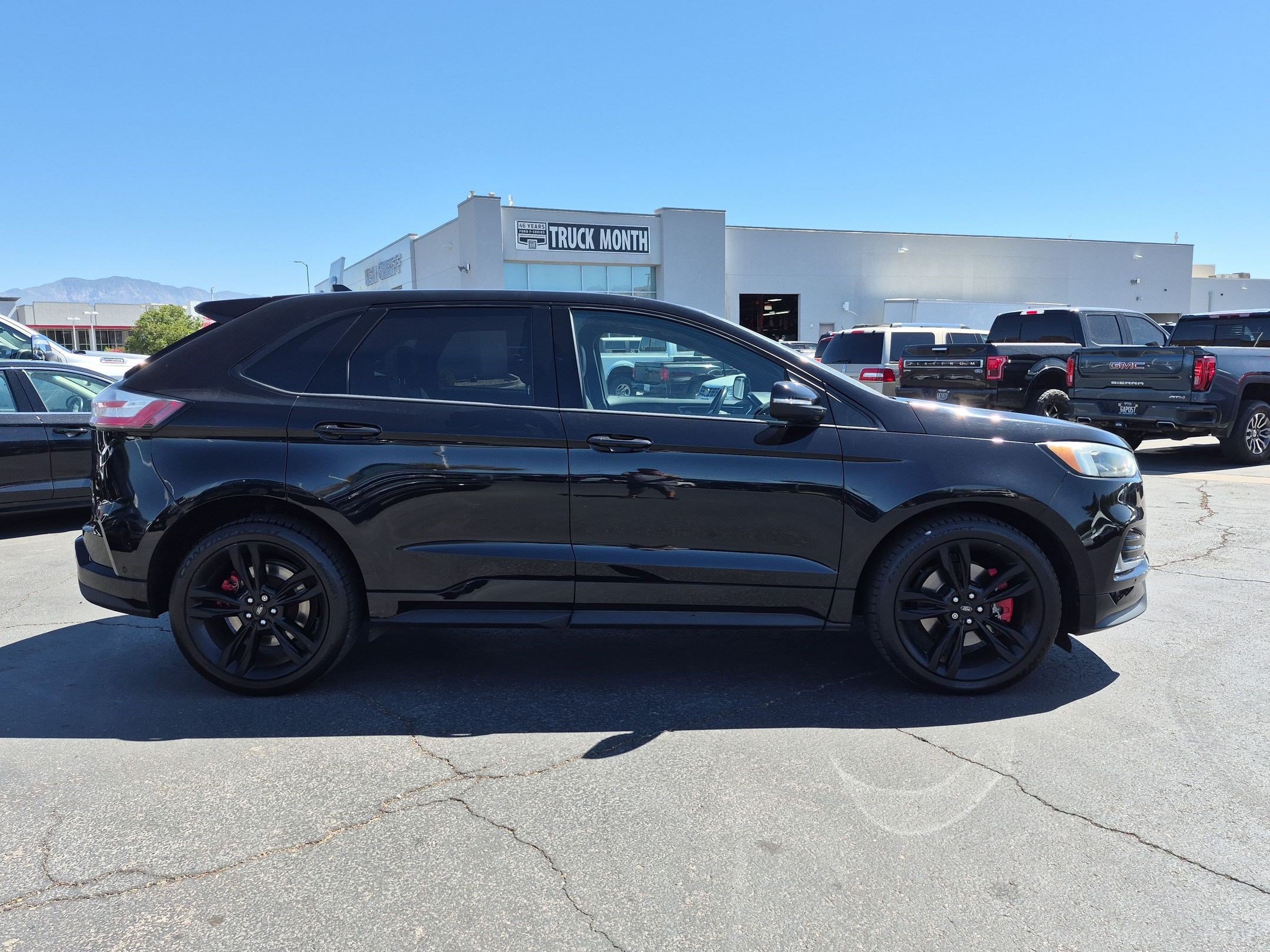 Certified 2020 Ford Edge ST w/ Equipment Group 401A AWD/4WD image 3