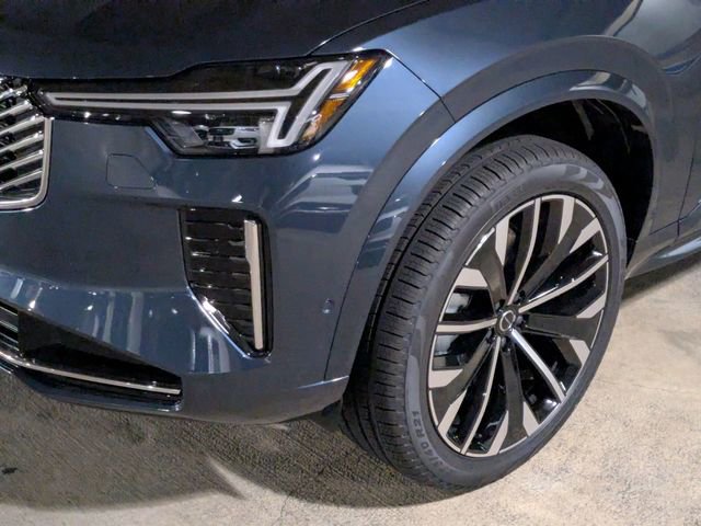 New 2026 Volvo XC90 B6 Ultra w/ Protection Package image 9