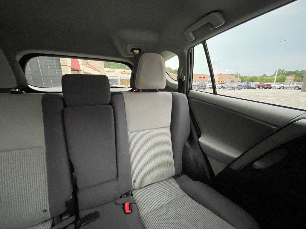 Used 2013 Toyota RAV4 XLE FWD image 47
