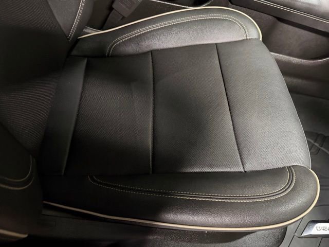 Used 2023 Chevrolet Suburban Premier w/ Advanced Technology Package AWD/4WD image 36
